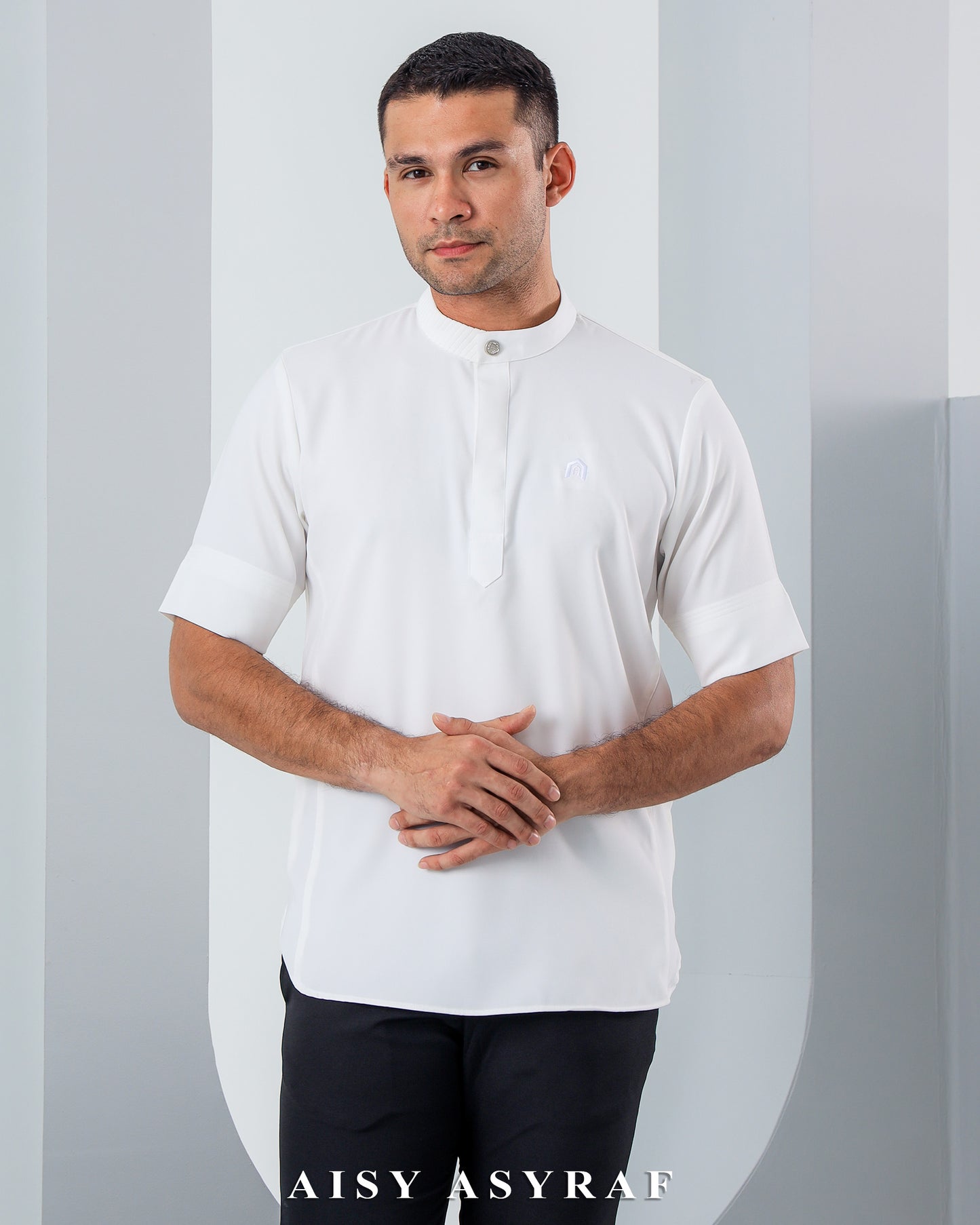 Kurta Hagia - White