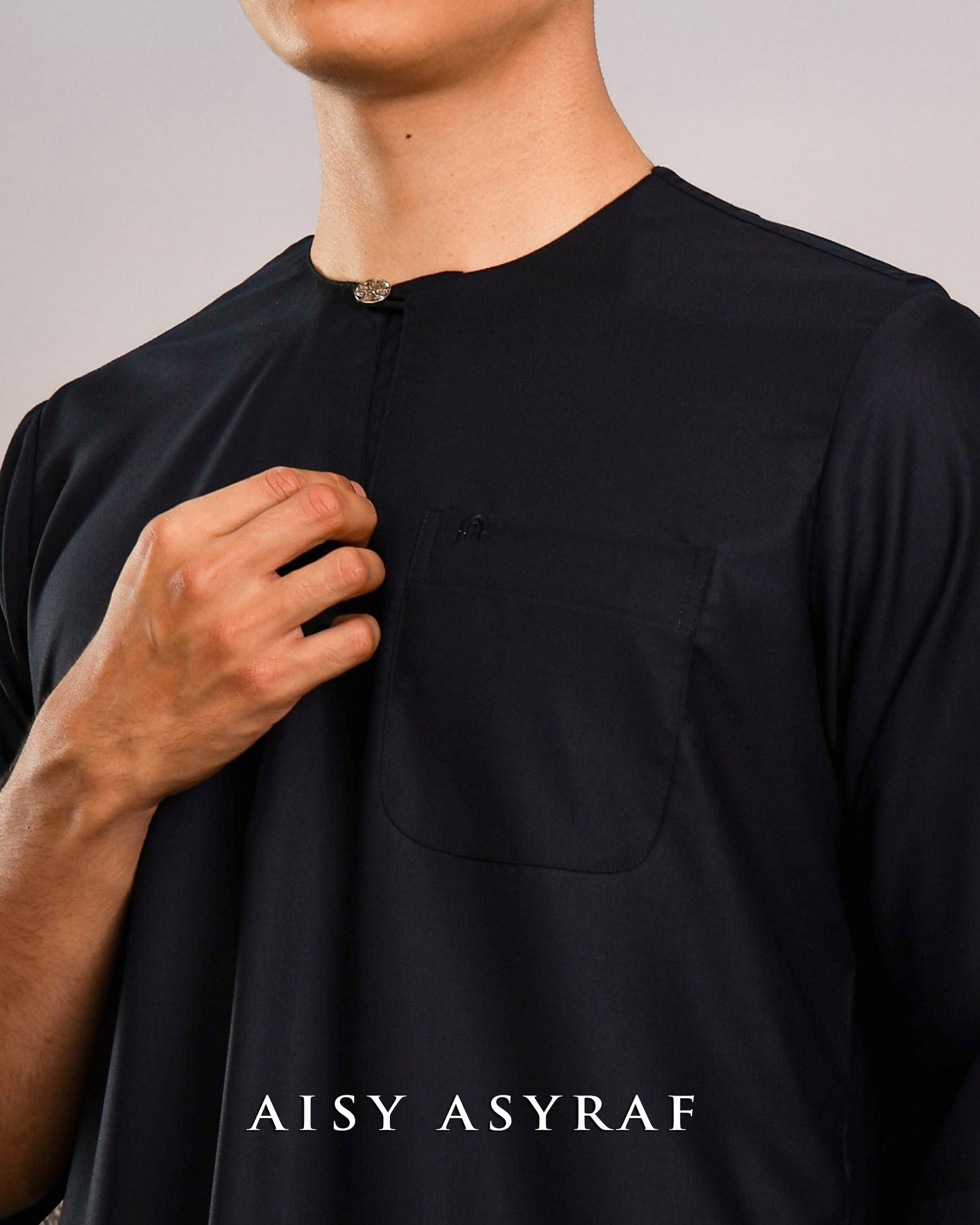 Jubah Luvia - Black