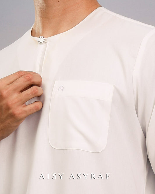 Jubah Luvia - White